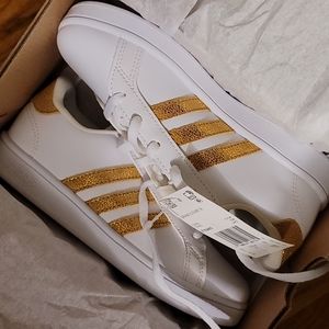 NIB girls Adidas sneakers size 1